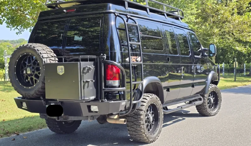 
								2013 Ford E-350 Quigley 4×4 Conversion full									
