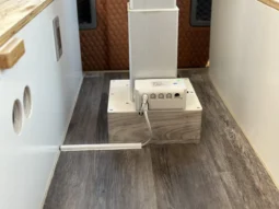 
										2013 Mercedes-Benz Sprinter 2500 Camper Conversion full									