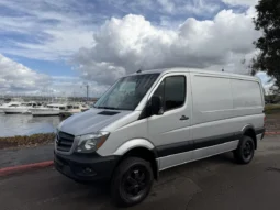 
										2015 Mercedes-Benz Sprinter 2500 4×4 Cargo Van full									
