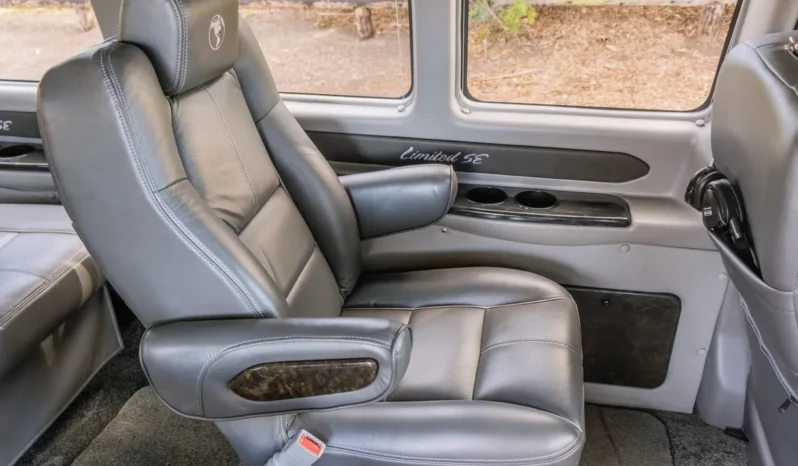 
								2017 Chevrolet Express Explorer Limited SE Conversion Van full									