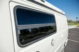 
										1997 Volkswagen EuroVan Winnebago Industries Camper full									