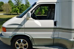 
										2001 Winnebago Rialta Volkswagen EuroVan full									