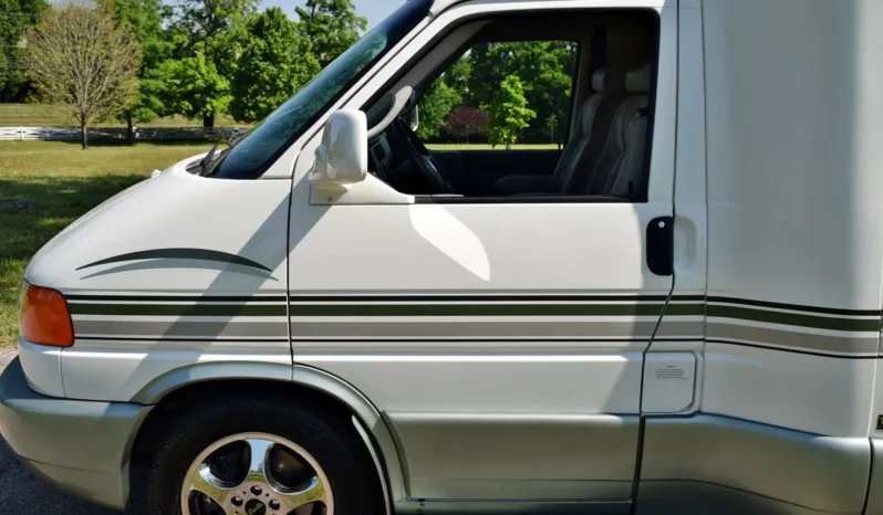
								2001 Winnebago Rialta Volkswagen EuroVan full									
