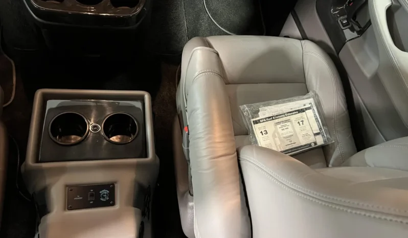 
								2010 Chevrolet Express Explorer Limited SE Conversion Van full									