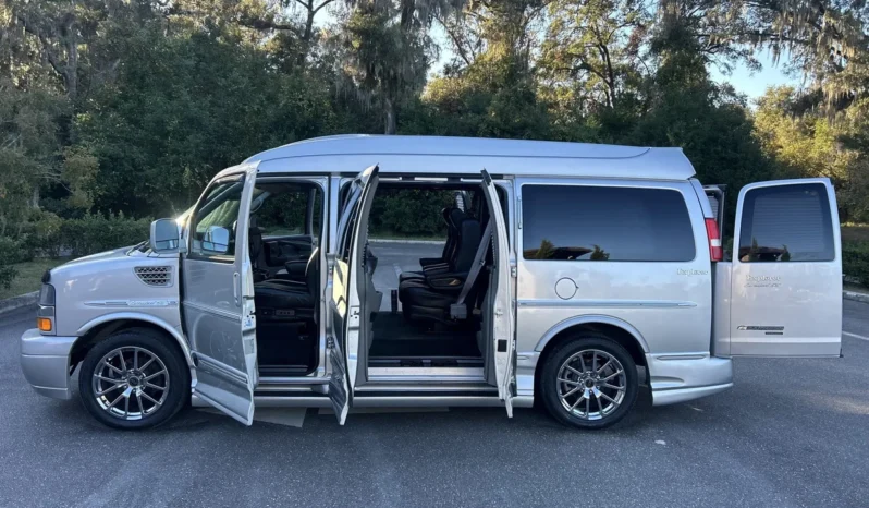 
								2013 Chevrolet Express Explorer Limited SE Conversion Van full									
