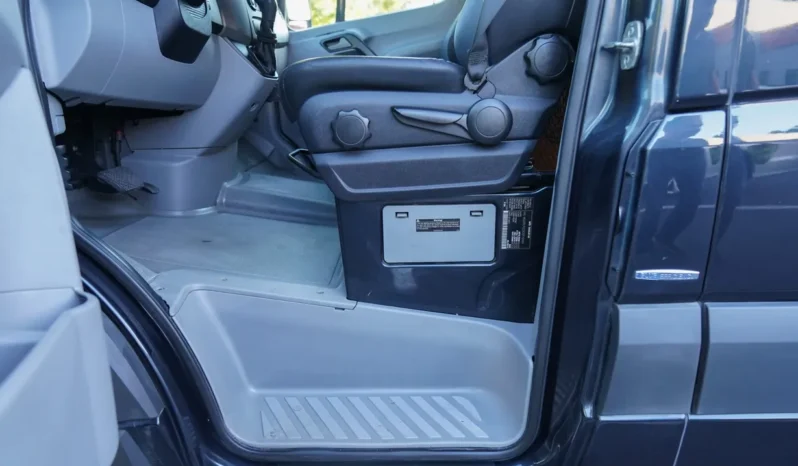 
								2013 Mercedes-Benz Sprinter 2500 Camper Conversion full									