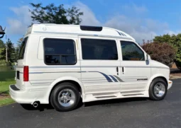 
										1995 GMC Safari AWD Conversion Van full									