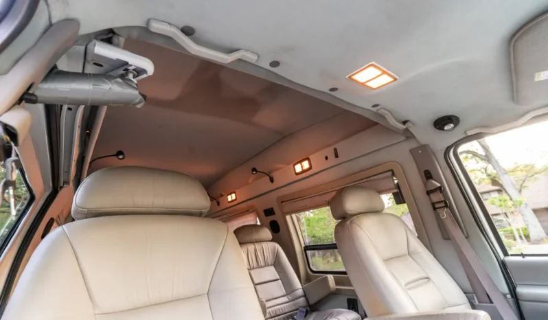 
								1998 Ford Econoline E-350 Power Stroke Conversion Van full									