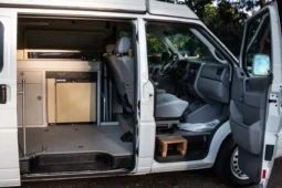 
										2001 Volkswagen EuroVan Winnebago Camper full									