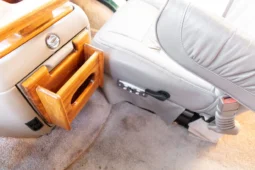
										1995 Chevrolet G20 Conversion Van full									