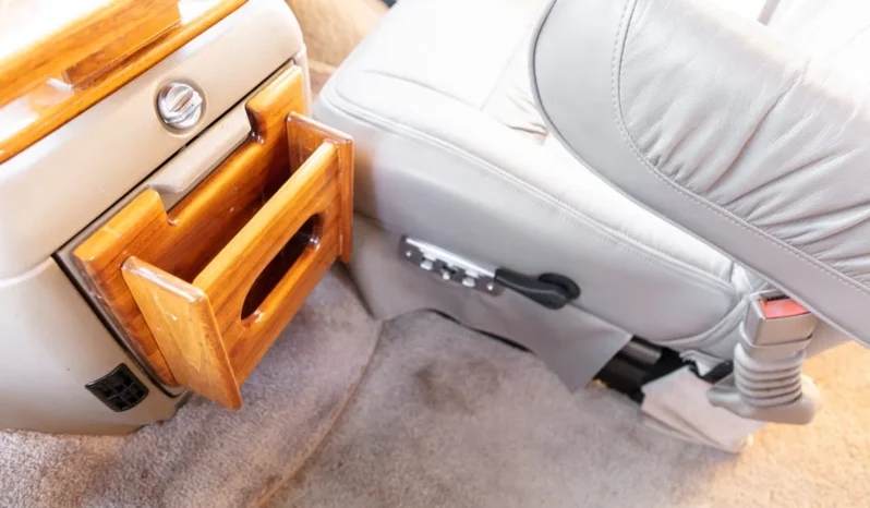 
								1995 Chevrolet G20 Conversion Van full									