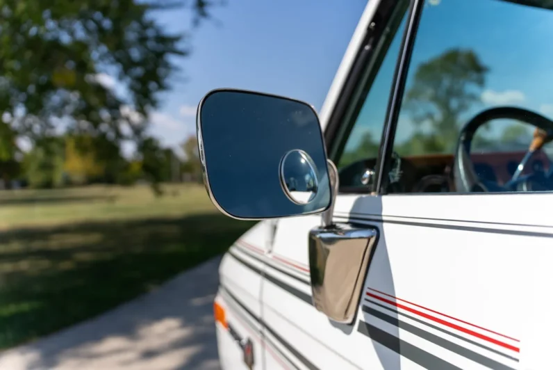 
								1991 GMC Vandura 2500 Starcraft Conversion Van full									