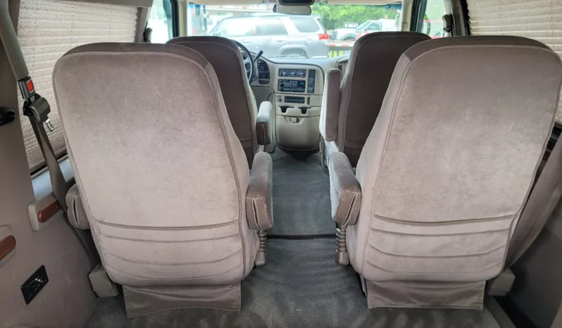 
								2002 Chevrolet Astro Quality Coaches Conversion Van full									