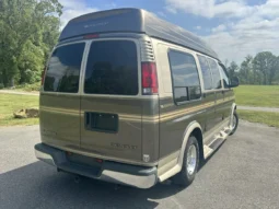 
										2002 Chevrolet Express G1500 Sherrod Conversion Van full									