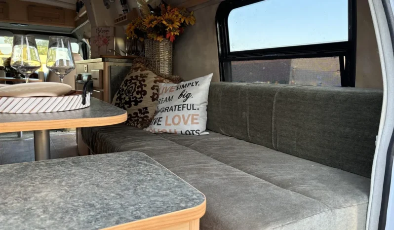 
								2006 Pleasure-Way Excel TD E-350 Class B Motorhome full									