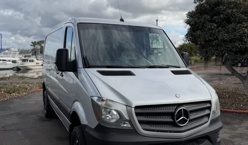 
								2015 Mercedes-Benz Sprinter 2500 4×4 Cargo Van full									