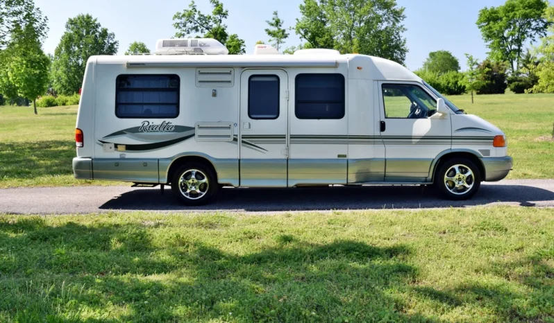 
								2001 Winnebago Rialta Volkswagen EuroVan full									