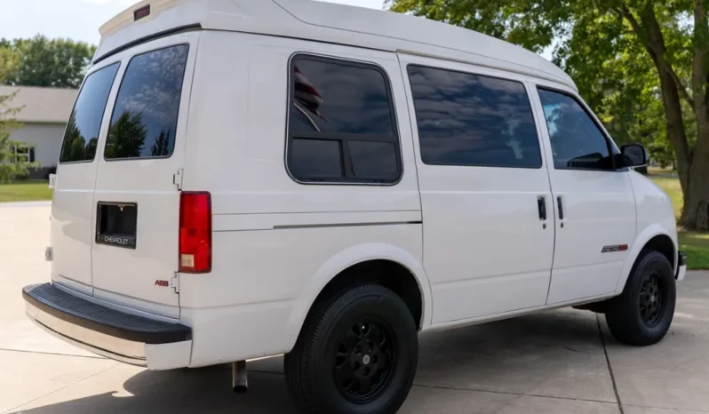
								1994 Chevrolet Astro EXT Conversion Van full									