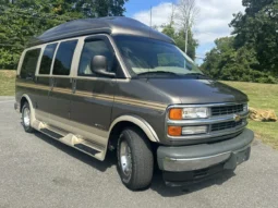 
										2002 Chevrolet Express G1500 Sherrod Conversion Van full									