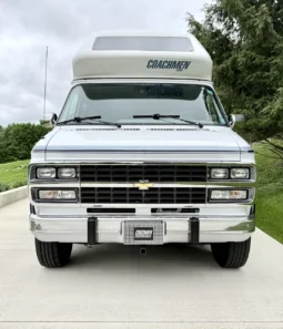 
										1995 Chevrolet G30 RV Conversion by Coachmen Vans full									