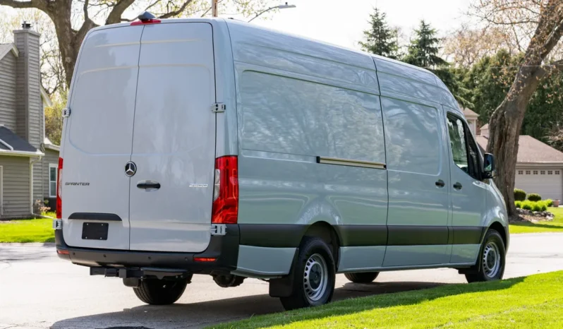 
								2023 Mercedes-Benz Sprinter 2500 Cargo Van full									