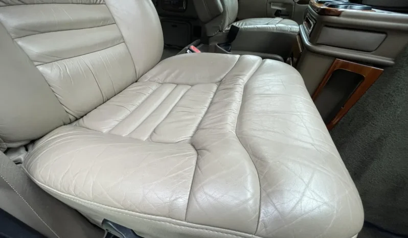 
								1999 Ford Econoline E-150 Sherrod Conversion Van full									