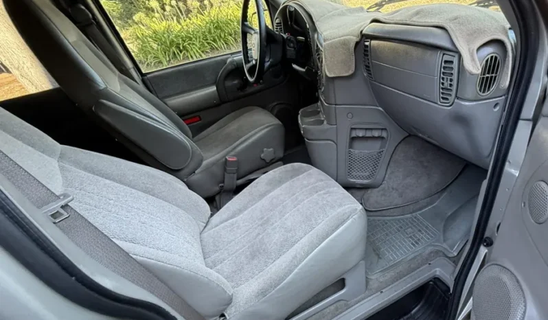 
								2003 Chevrolet Astro AWD full									