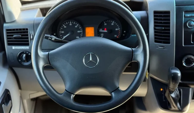 
								2013 Mercedes-Benz Sprinter 2500 full									