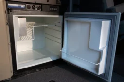 
										2001 Volkswagen EuroVan Winnebago Camper full									