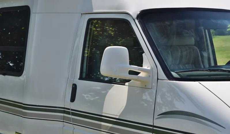 
								2001 Winnebago Rialta Volkswagen EuroVan full									