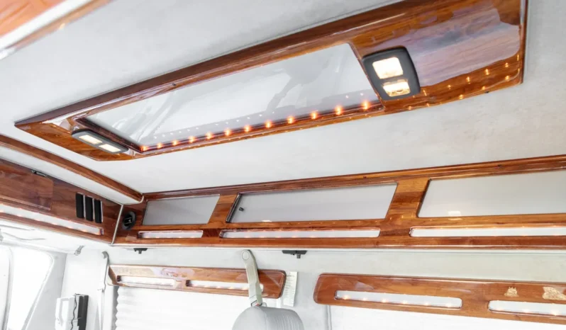 
								1995 Chevrolet G20 Conversion Van full									