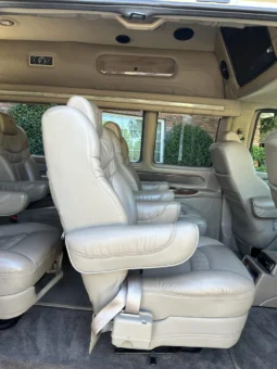 
										2007 Chevrolet Express Explorer Limited SE Conversion Van full									