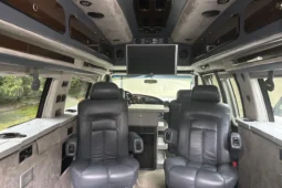 
										2007 Ford E-250 Super Duty Luxury Conversion Van full									
