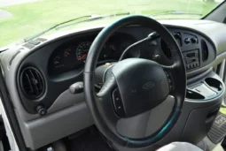 
										1997 Ford E-350 Club Wagon Chateau 7.3L Power Stroke full									