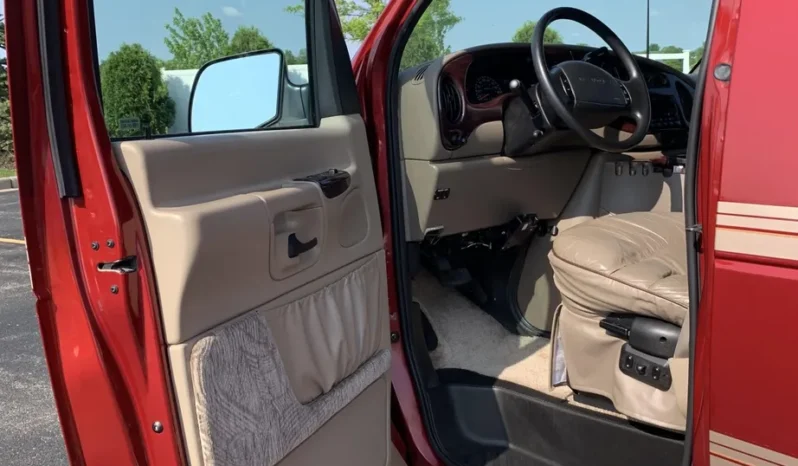 
								2001 Ford Econoline E-350 Super Duty Waldoch Conversion Van full									