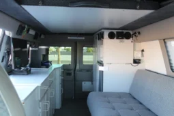 
										1998 Ford Econoline E-250 Sportsmobile Camper full									