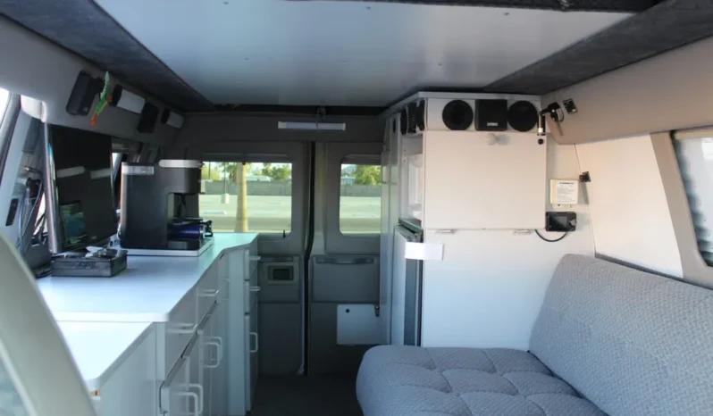 
								1998 Ford Econoline E-250 Sportsmobile Camper full									