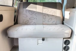 
										2001 Volkswagen EuroVan Winnebago Camper full									