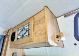 
										1995 Chevrolet G30 RV Conversion by Coachmen Vans full									