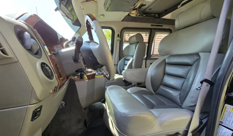 
								2013 Ford E-350 Quigley 4×4 Conversion full									