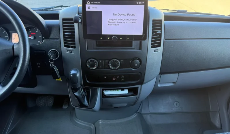 
								2013 Mercedes-Benz Sprinter 2500 full									