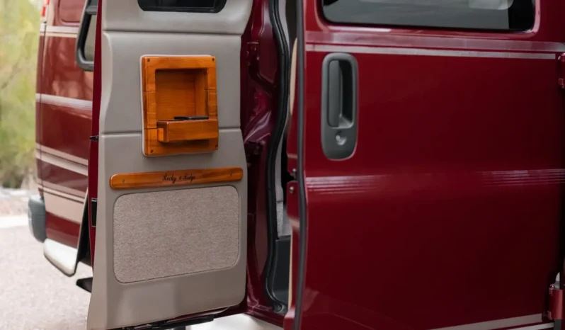 
								1998 Chevrolet Express Rocky Ridge Conversion Van full									