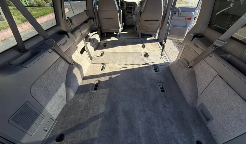 
								2003 Chevrolet Astro AWD full									