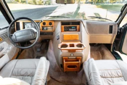
										1995 Chevrolet G20 Conversion Van full									