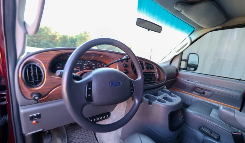 
								2007 Ford Econoline E-350 Quigley 4×4 Conversion full									