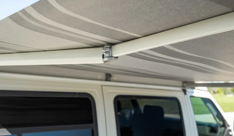
								1997 Volkswagen EuroVan Winnebago Industries Camper full									