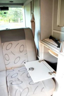 
										2001 Volkswagen EuroVan Winnebago Camper full									