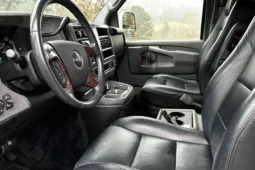 
										2008 GMC Savana 1500 AWD Conversion Van full									