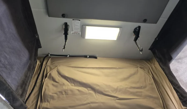 
								2013 Ford E-350 Quigley 4×4 Conversion full									