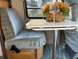 
										1996 Roadtrek 190 Versatile B3500  full									